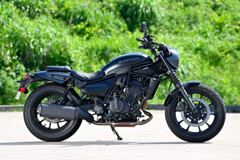 カワサキ|エリミネーターSE|2023年モデル|カワサキ新型「エリミネーターSE」に乗った! 安心の車体×元気なエンジンで普段使いからツーリング、スポーツまでイケそう!