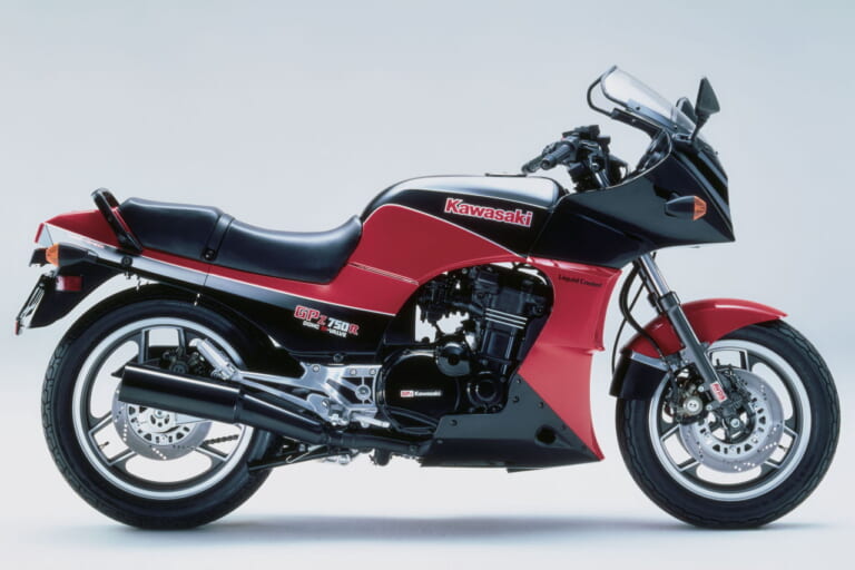 カワサキ|GPZ750R|1984年モデル|栄光の20年を振り返る カワサキ「GPZ900R」ヒストリー【1984-2003 全カラーバリエーション収録】