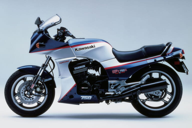 カワサキ|GPZ750R|1984年モデル|栄光の20年を振り返る カワサキ「GPZ900R」ヒストリー【1984-2003 全カラーバリエーション収録】