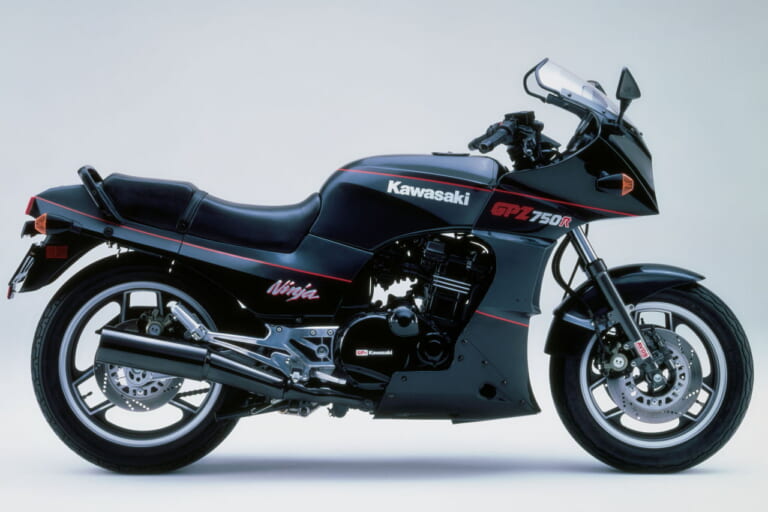 カワサキ|GPZ750R|1985年モデル|栄光の20年を振り返る カワサキ「GPZ900R」ヒストリー【1984-2003 全カラーバリエーション収録】