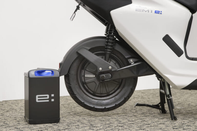 ホンダ|EM1 e:|電動バイク|EV|実質24万円!!! ホンダが新型電動スクーター「EM1e:」正式発表、さらに「原付2種バージョン」も存在するぞッ!!
