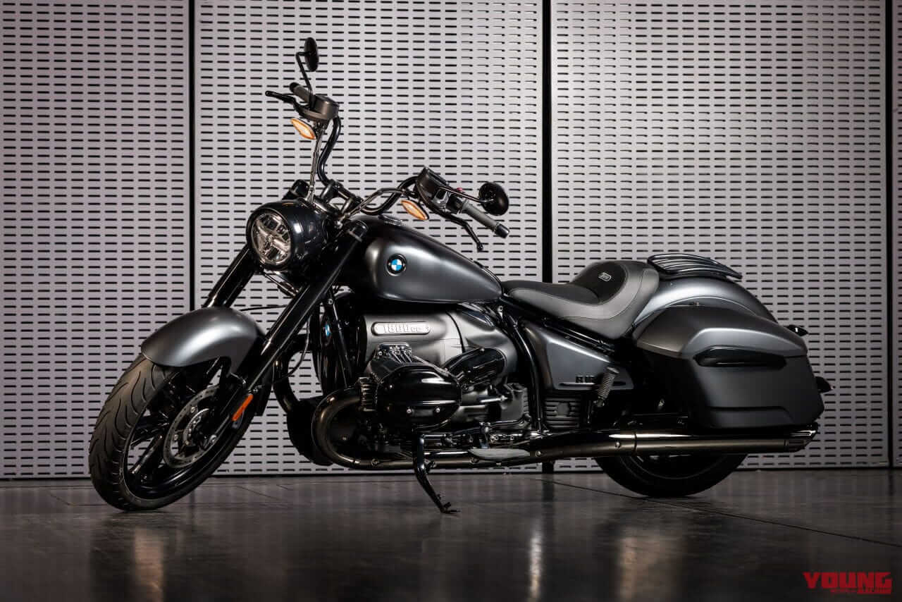 |空冷ボクサーエンジンはまだまだ生き残る! BMWが新型「R12 ナインT」を発表、「R18」シリーズにも追加バージョンが登場【欧州】