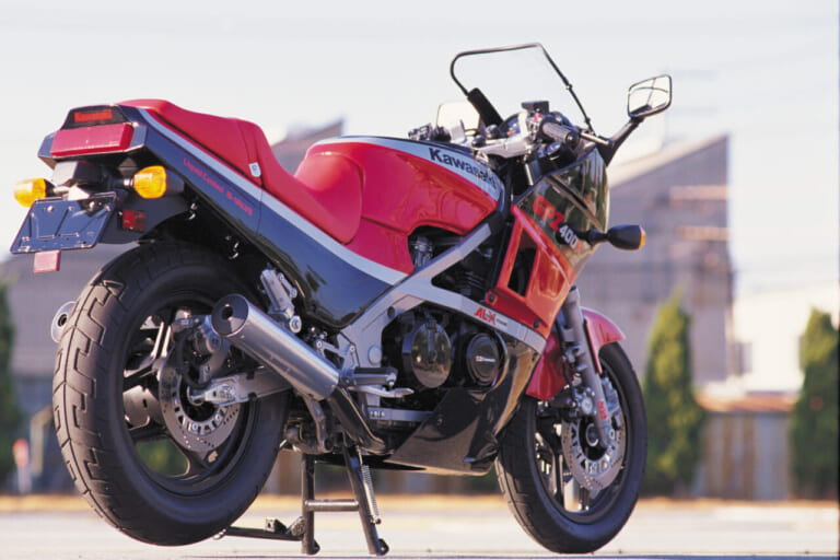 ['85-]カワサキ GPZ400R：居並ぶレプリカを抑えて好評のストリート