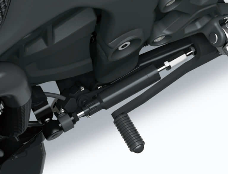 カワサキNinja ZX-4R|上級ミドル仕立て! カワサキNinja ZX-4R 装備解説〈大画面TFTカラー液晶メーター獲得!!〉