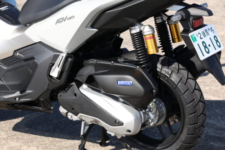 ホンダ ADV160|どっちを選ぶ? ホンダ新型ADV160&フォルツァ 車体比較【160の小回りと250の上質感】