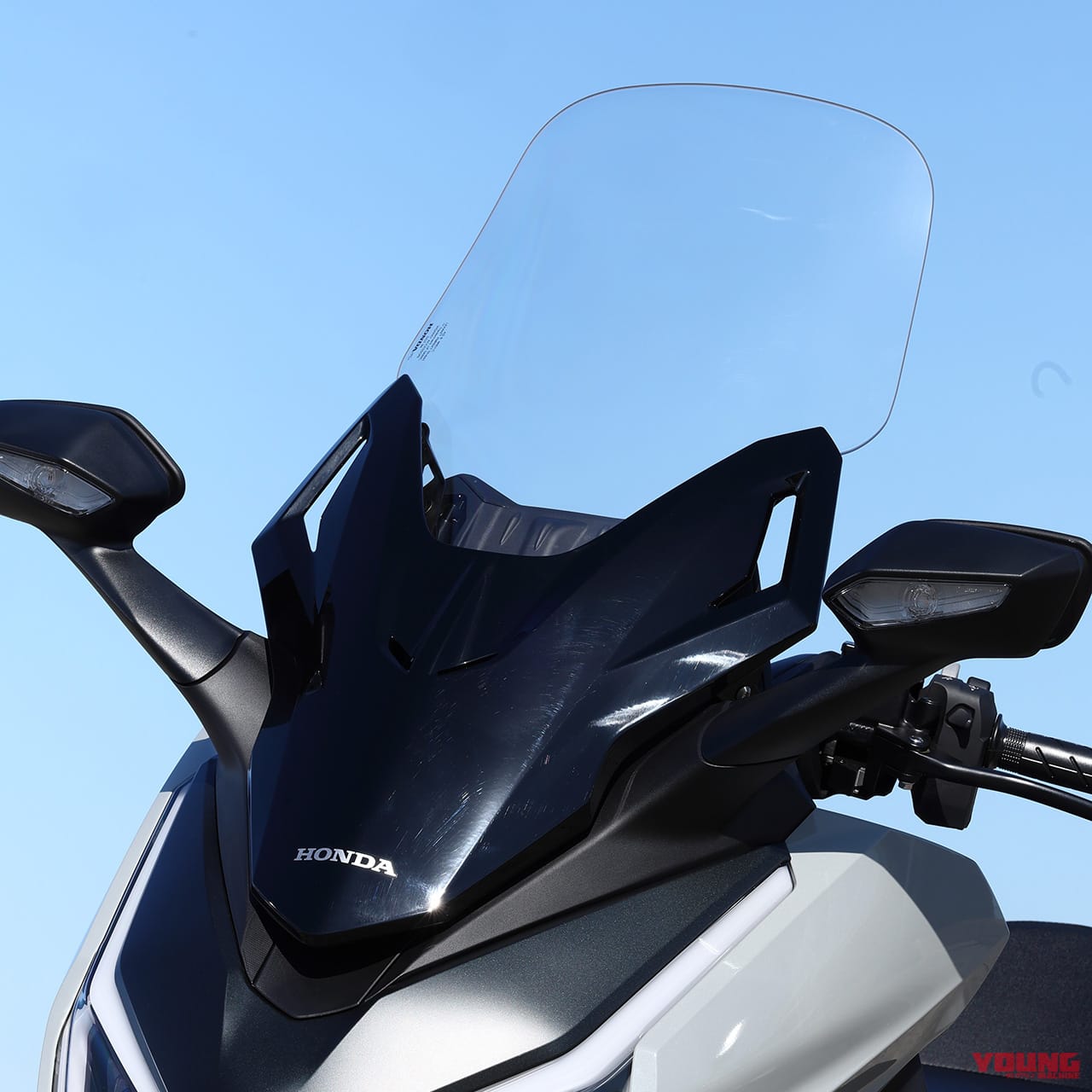 |どっちを選ぶ? ホンダ新型ADV160&フォルツァ 車体比較【160の小回りと250の上質感】