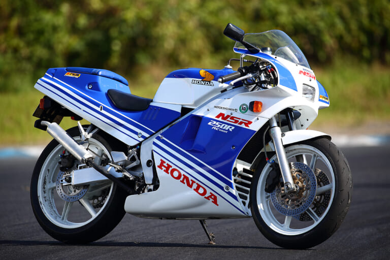 HONDA NSR250R|50年の歴史に名を残す全バイクの頂点が決定! ヤングマシン読者投票企画【マシン・オブ・ザ・50イヤーズ】