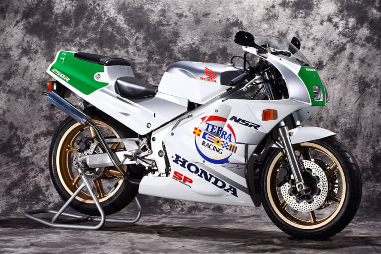 HONDA NSR250R|50年の歴史に名を残す全バイクの頂点が決定! ヤングマシン読者投票企画【マシン・オブ・ザ・50イヤーズ】