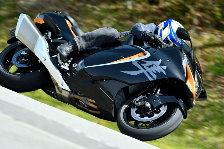 SUZUKI ハヤブサ|50年の歴史に名を残す全バイクの頂点が決定! ヤングマシン読者投票企画【マシン・オブ・ザ・50イヤーズ】