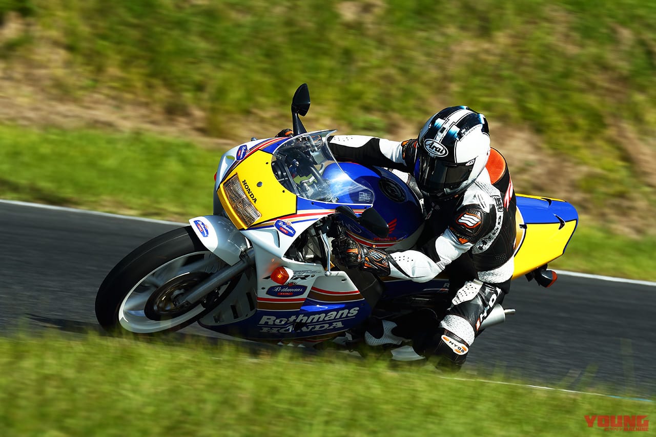 HONDA NSR250R |50年の歴史に名を残す全バイクの頂点が決定! ヤングマシン読者投票企画【マシン・オブ・ザ・50イヤーズ】