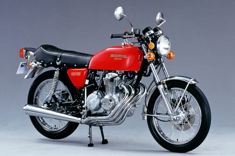 HONDA CB400Four|【ヤングマシン50周年企画 マシン オブ ザ 50イヤーズ】1970年代のベストマシンはホンダの直4CB!