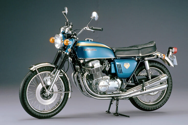 HONDA CB750Four|【ヤングマシン50周年企画 マシン オブ ザ 50イヤーズ】1970年代のベストマシンはホンダの直4CB!