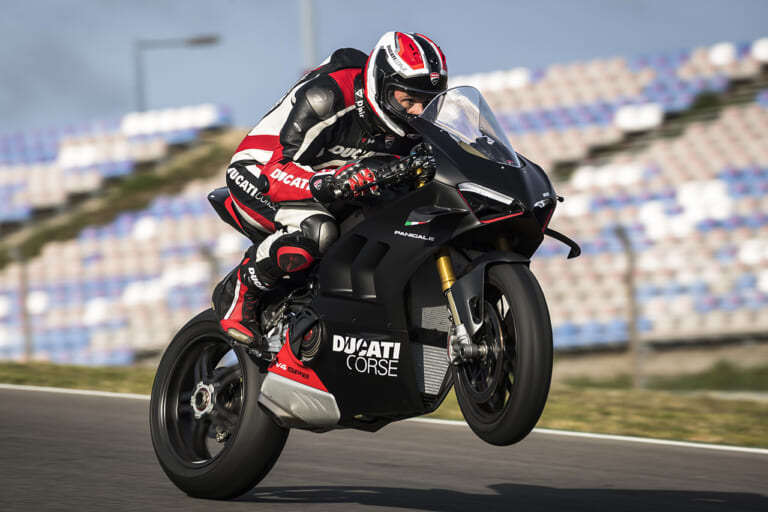 DUCATI Panigale V4S