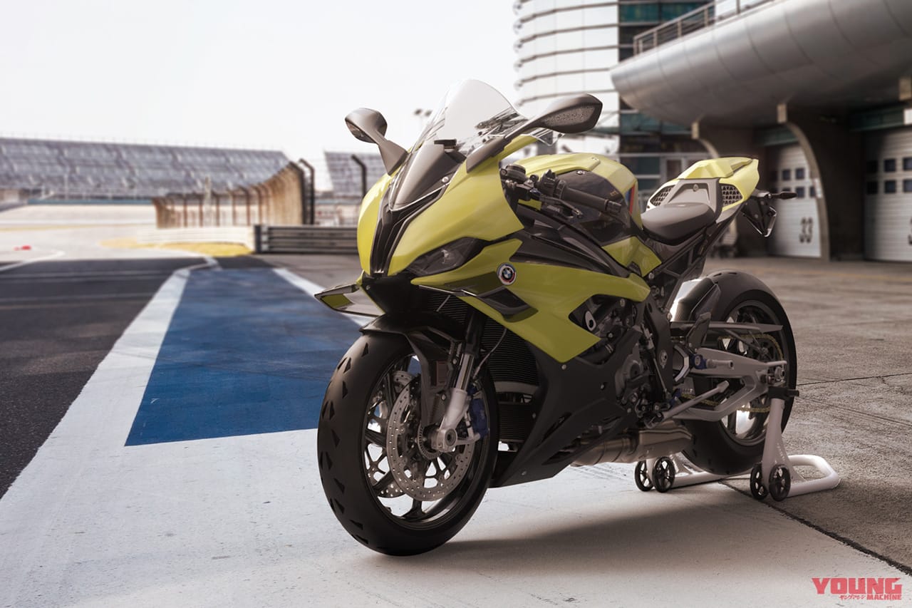 BMW M1000RR|外国車一番人気のバイクはこれだ!【最高峰SSが返り咲き|マシン オブ ザ イヤー2022外車部門】