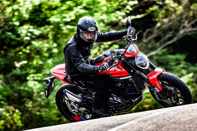 DUCATI Monster/+ 