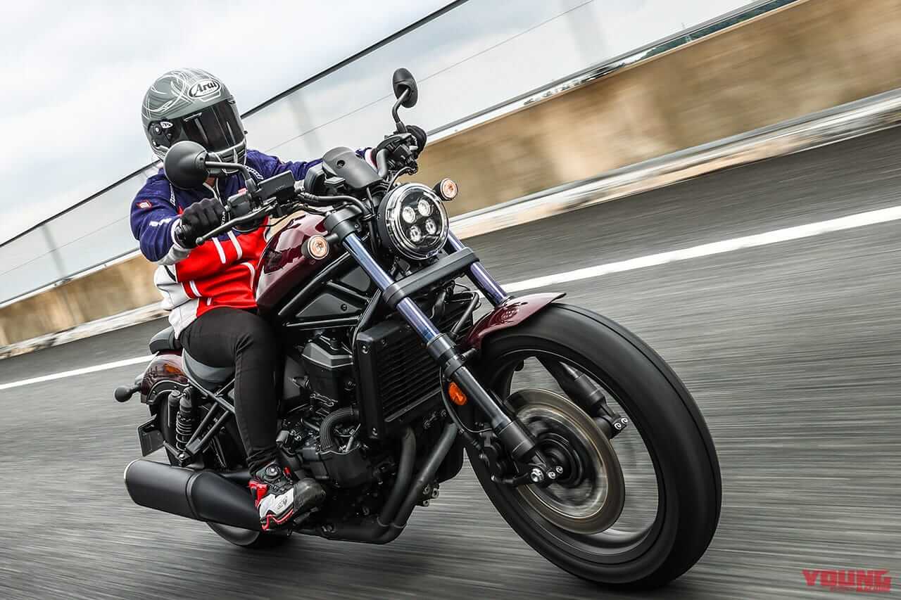 HONDA REBEL1100/STD|レブル末弟が下剋上! 最も人気のあったクルーザーはこれだ!【長兄を凌いで通算3勝目|マシン オブ ザ イヤー2022】