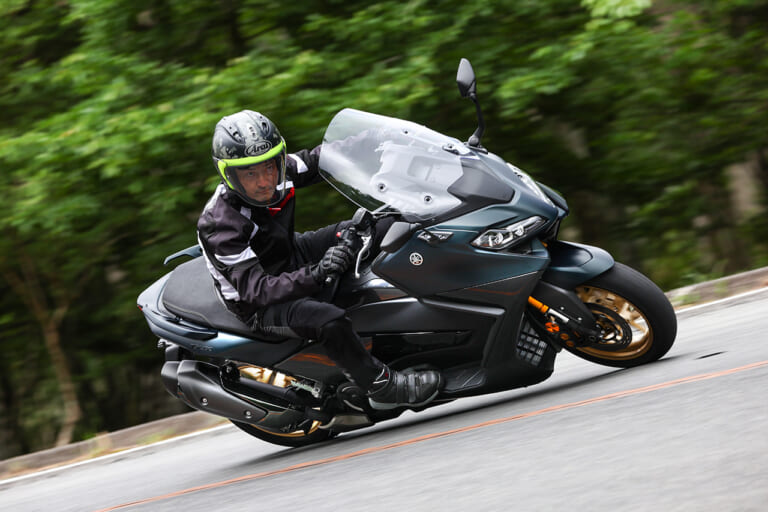 YAMAHA TMAX560|やっぱり強いPCX! 最も人気だったスクーターはこれだ!【PCXが余裕の5連覇|読者投票企画 マシン オブ ザ イヤー2022】