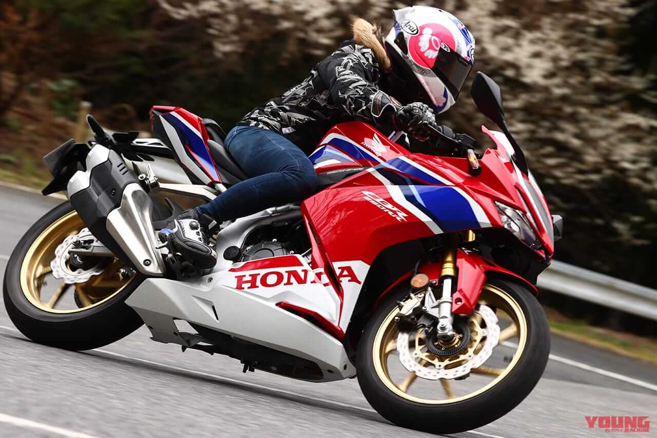 HONDA CBR250RR|250ccクラス一番人気のバイクはこれだ!【デビュー以来無傷の3連覇|マシン オブ ザ イヤー2022】