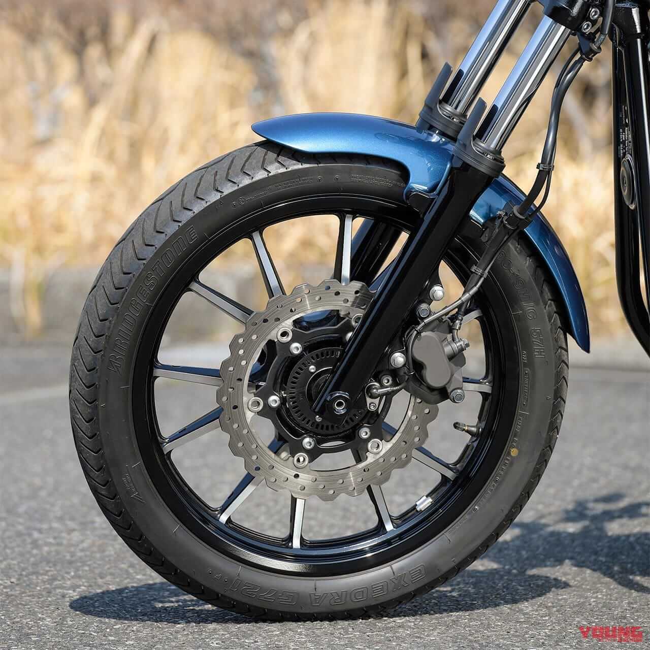 ヤマハ ボルト RスペックABS|足まわり|ヤマハ ボルト RスペックABS試乗インプレッション【簡潔ゆえの濃醇な味わいに酔う】