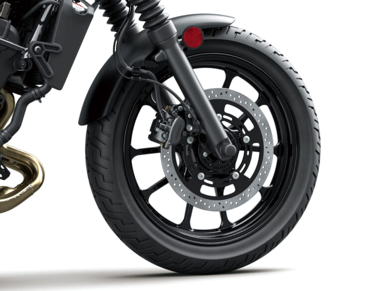 カワサキ エリミネーター|SEはドラレコ初期装備! カワサキ エリミネーター 車体解説【今どきの”欲しい”をフル搭載!】