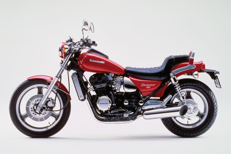 カワサキ エリミネーター400|カワサキ 旧エリミネーターの歴史を振り返る【始祖たる900から末っ子125まで】