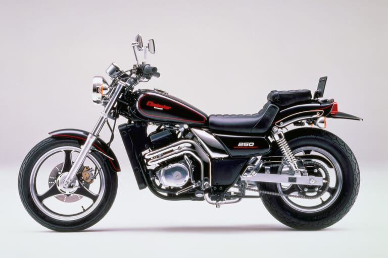 カワサキ エリミネーター250|カワサキ 旧エリミネーターの歴史を振り返る【始祖たる900から末っ子125まで】