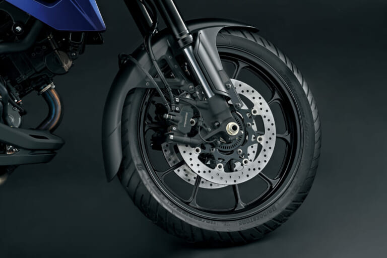 スズキ Vストローム1050|スズキ Vストローム1050/DE 車体解説/開発者インタビュー【Vの長兄にもDE STDもブラッシュアップ!】