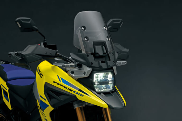 スズキ Vストローム1050DE|スズキ Vストローム1050/DE 車体解説/開発者インタビュー【Vの長兄にもDE STDもブラッシュアップ!】