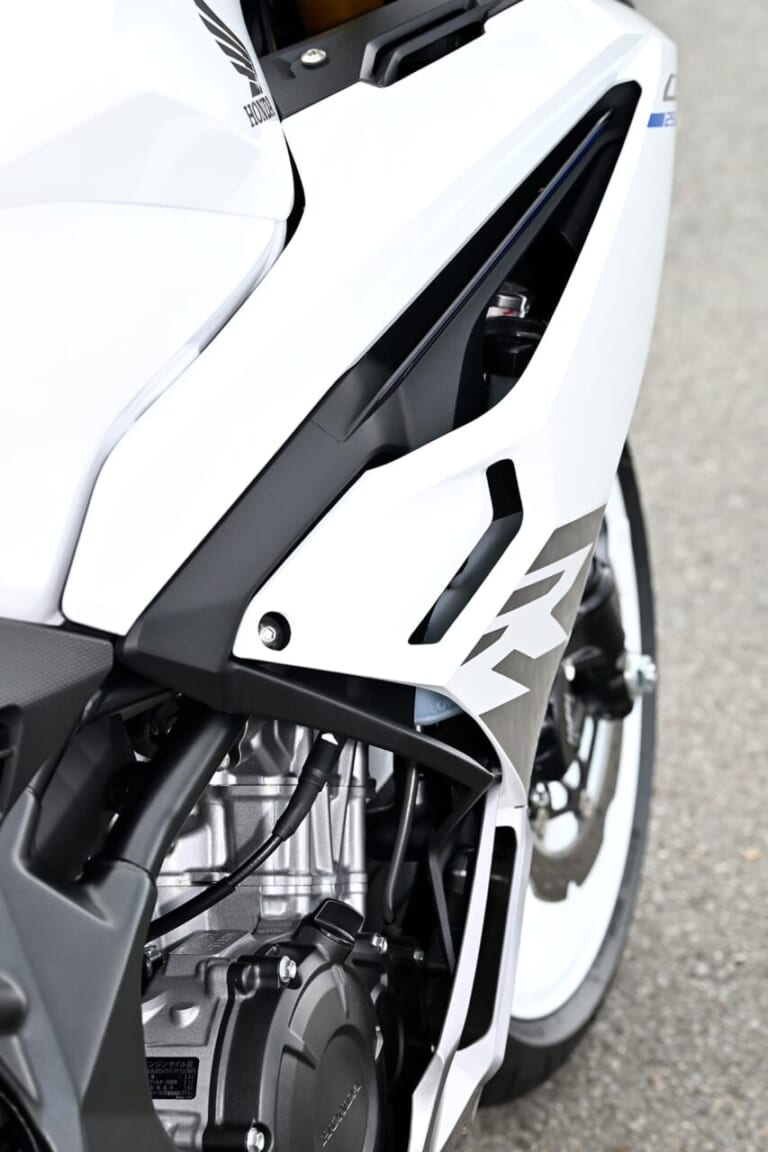 ’23 ホンダCBR250RR|カウル|最強2気筒ニーゴー! ホンダ 新型CBR250RR車両解説【3代目にてトラコン装備!!】
