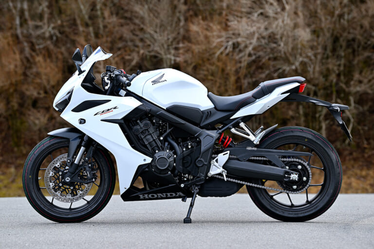 HONDA CBR650R|ホンダ CBR650R VS CB650R いまや希少な直列4気筒対決!【100万円+αで味わえるビッグバイクの醍醐味】