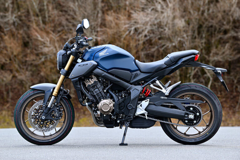 HONDA CB650R|ホンダ CBR650R VS CB650R いまや希少な直列4気筒対決!【100万円+αで味わえるビッグバイクの醍醐味】
