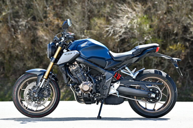 HONDA CB650R|スズキ GSX-8S ミドルクラスライバル比較試乗【VS ヤマハ MT-07/ホンダ CB650R】
