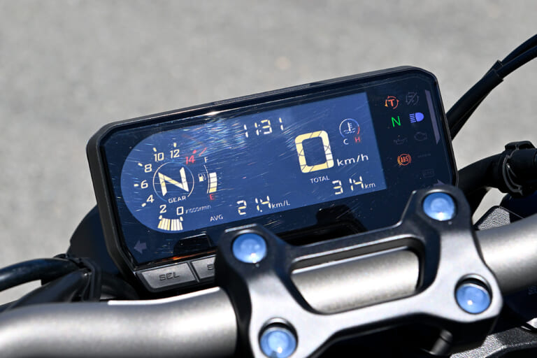 HONDA CB650R|スズキ渾身のGSX-8S! ライバル3台比較車体編【VS ヤマハ MT-07/ホンダ CB650R】