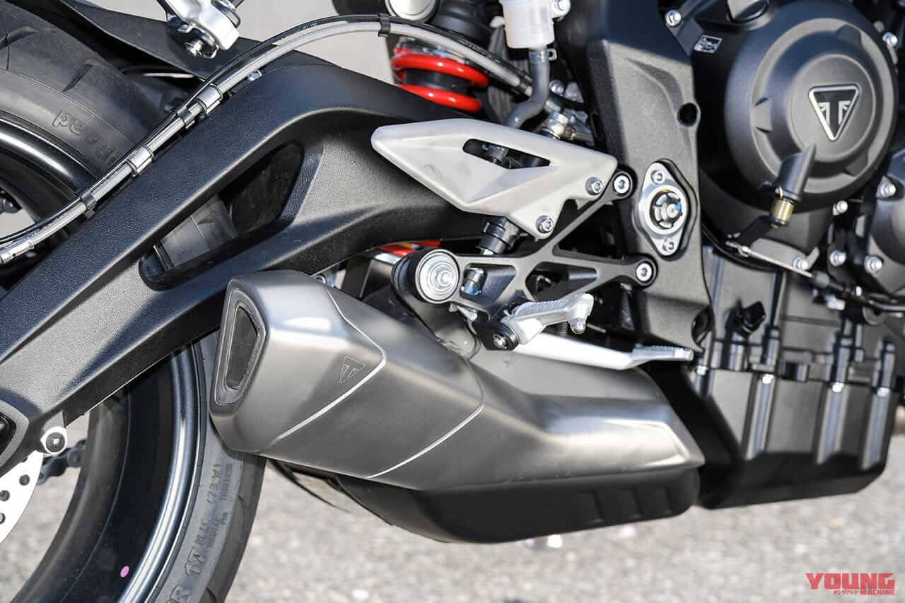 |トライアンフ ストリートトリプル765R試乗インプレッション【極上エンジンの究極ストリートファイター】