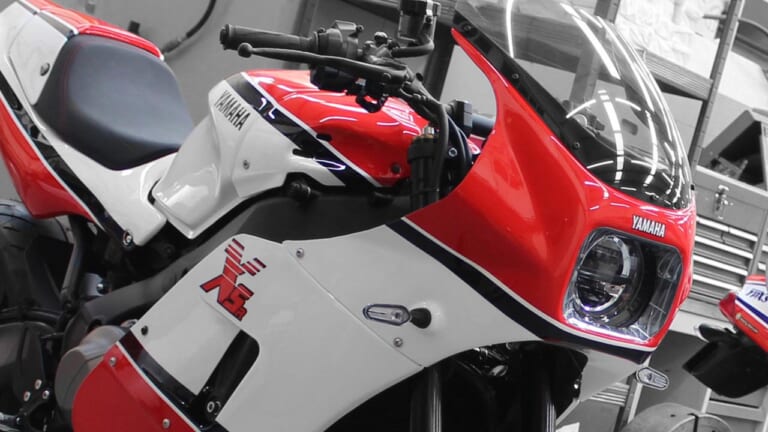 XSR GP登場!? RZV500RやRZ350のスタイルが蘇る! 英Velocity Motoから「900F」「900LC」「700LC」が登場