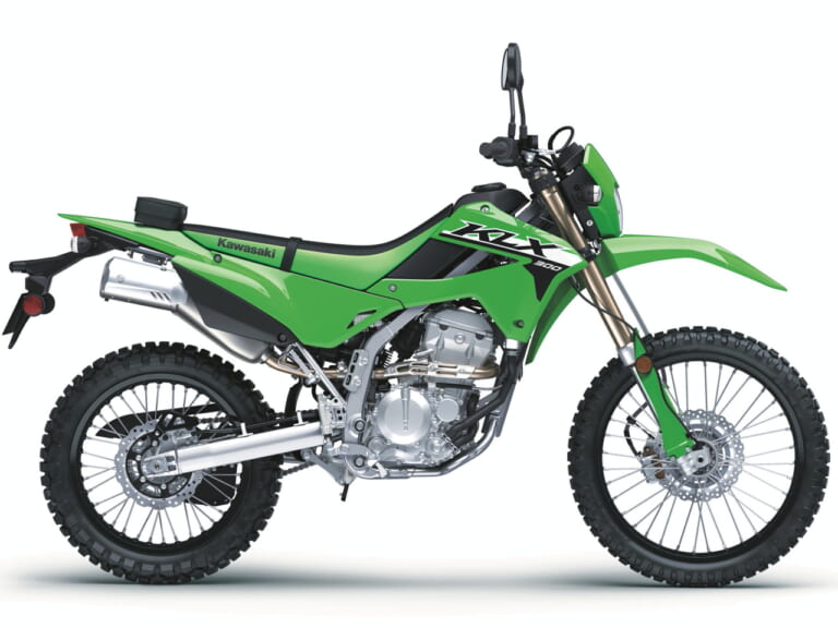 カワサキ|KLX300|北米仕様|2024年モデル|カワサキ「KLX300/SM」2024年モデルはLEDヘッドライトと新外装! パワフルな水冷292cc単気筒の“闘う4スト”が最新世代へ【北米】