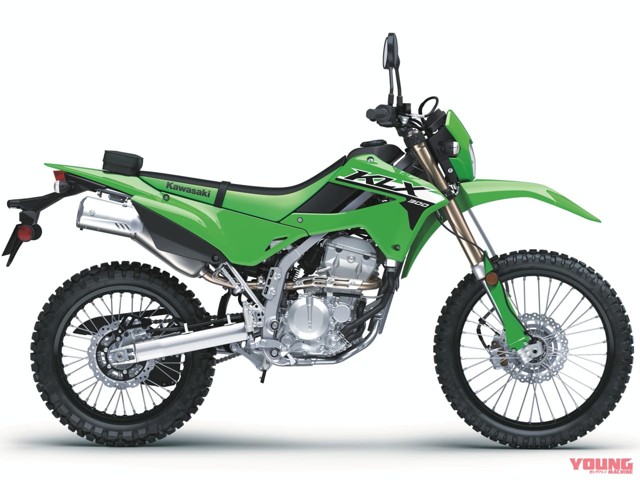 |カワサキ「KLX300/SM」2024年モデルはLEDヘッドライトと新外装! パワフルな水冷292cc単気筒の“闘う4スト”が最新世代へ【北米】