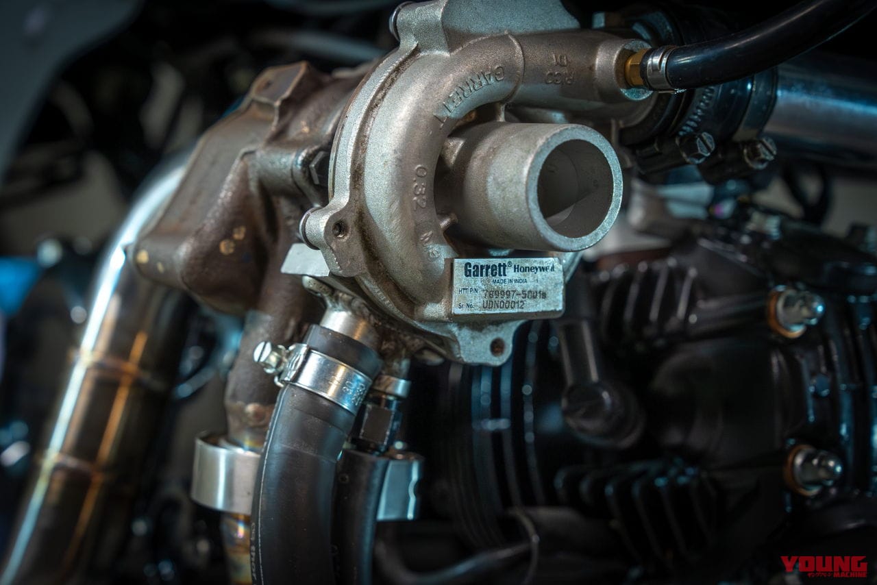 |ヒョウ柄のダックス125に、チョッパー仕様のモンキー125だと?! ビアリッツで開催の「ホイールス&ウェーブス」に7か国のホンダ カスタムミニが登場