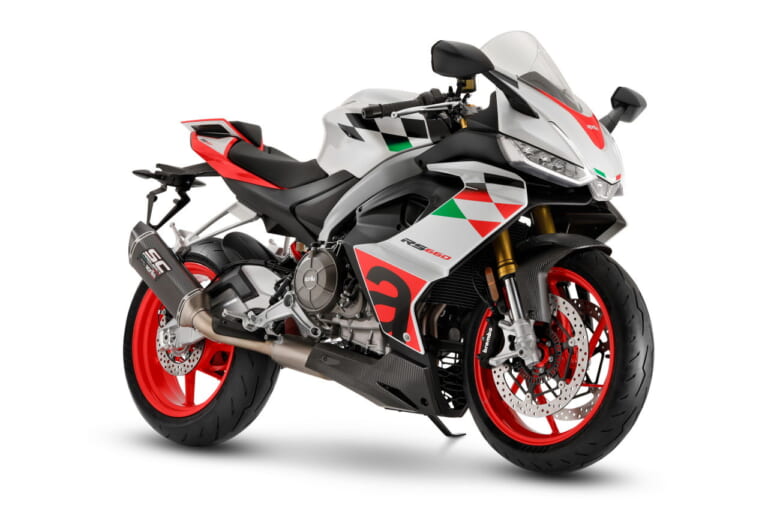 アプリリア|RS660 エクストリーマ|2032年モデル|アプリリア「RS660」にカーボンパーツ多用の特別仕様が登場! その名も「エクストリーマ」