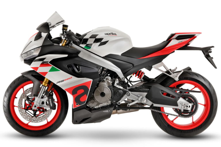 アプリリア|RS660 エクストリーマ|2032年モデル|アプリリア「RS660」にカーボンパーツ多用の特別仕様が登場! その名も「エクストリーマ」