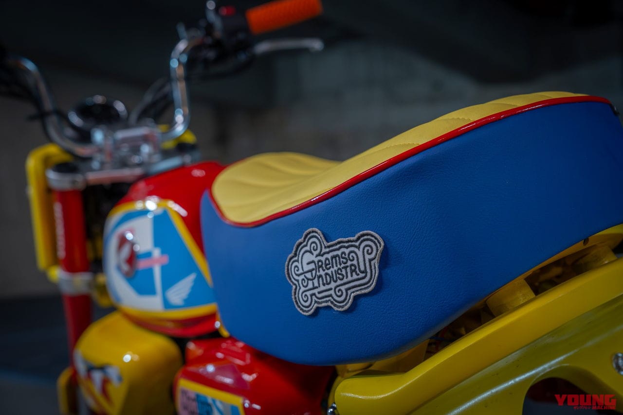 |ヒョウ柄のダックス125に、チョッパー仕様のモンキー125だと?! ビアリッツで開催の「ホイールス&ウェーブス」に7か国のホンダ カスタムミニが登場