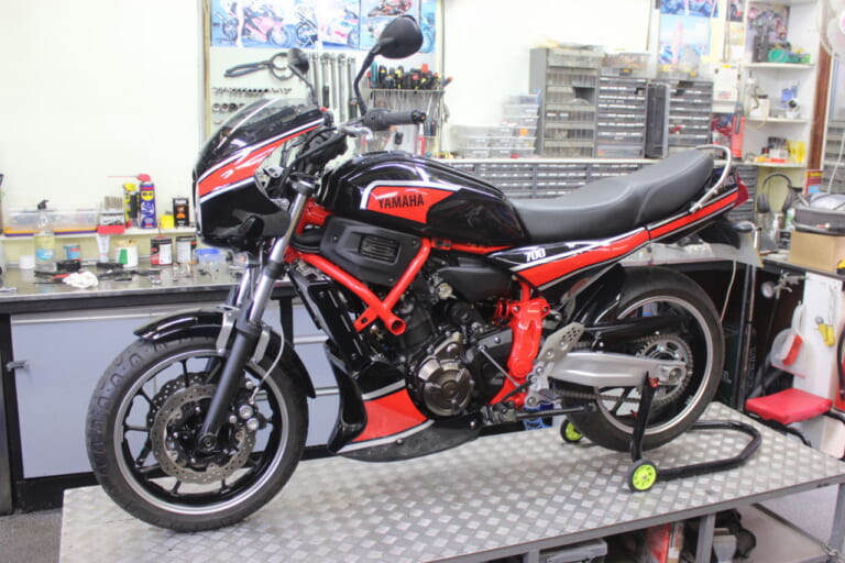 Velocity Moto|700LC|XSR700|XSR GP登場!? RZV500RやRZ350のスタイルが蘇る! 英Velocity Motoから「900F」「900LC」「700LC」が登場