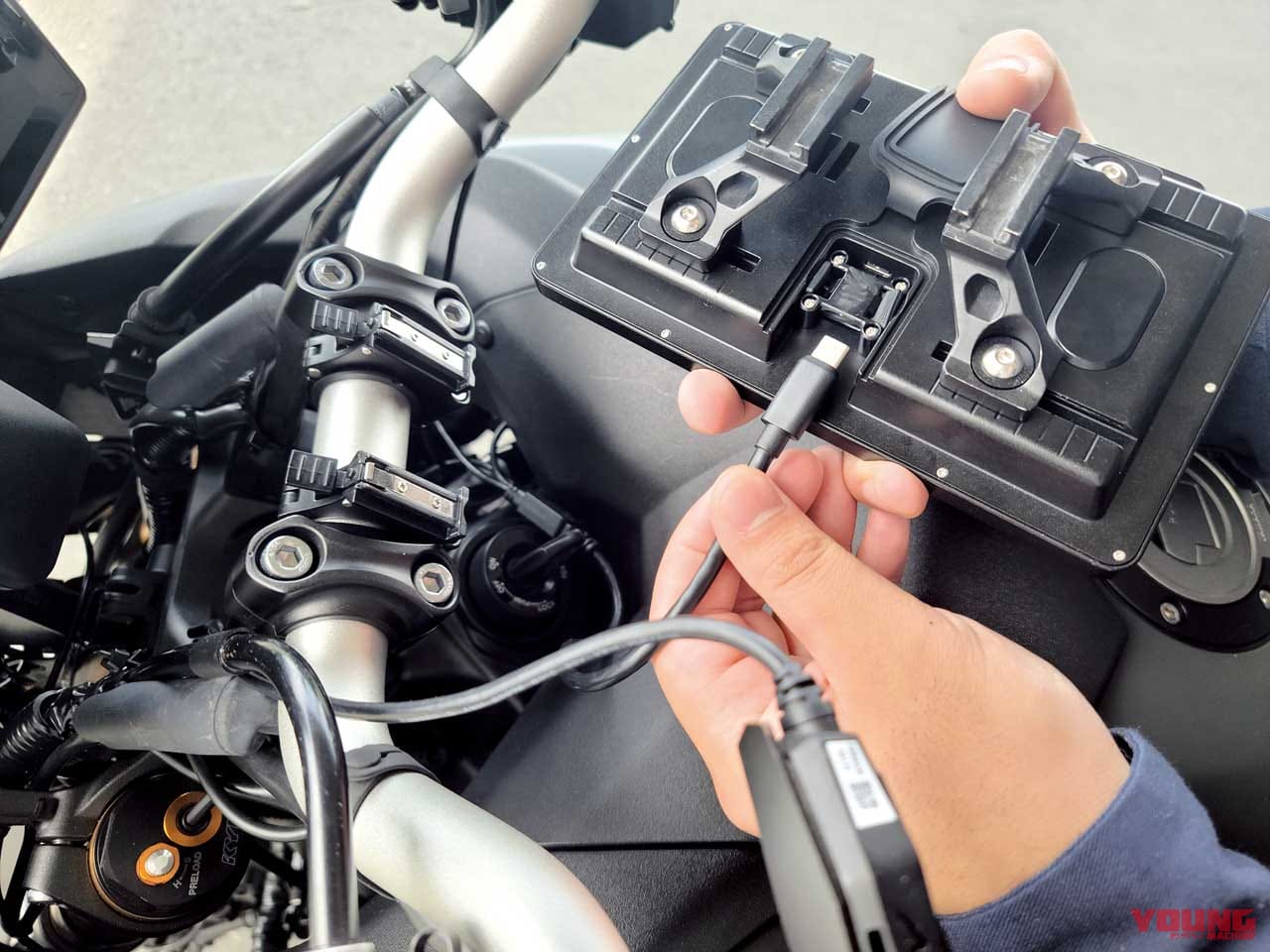 |人気のディスプレイオーディオ、バイク専用版! “Apple CarPlay” “Android Auto” が使えるデイトナ「モトスマートモニター」受注開始