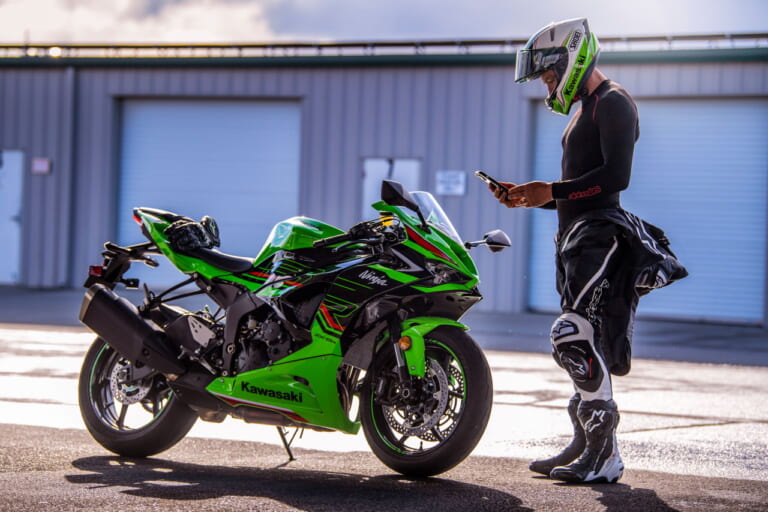 カワサキ|ニンジャZX-6R|欧州仕様|2024年モデル|オールニュースタイリング! カワサキ新型「ニンジャZX-6R」がテンアール顔で登場、北米と欧州で同時発表された!