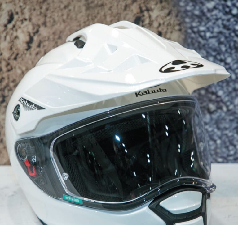 Kabuto GEOSYS|Kabutoニューモデルまとめ:高速走行もオフもイケるエアロ系クロスオーバーに大胆グラも!【’23最新ヘルメットカタログ】