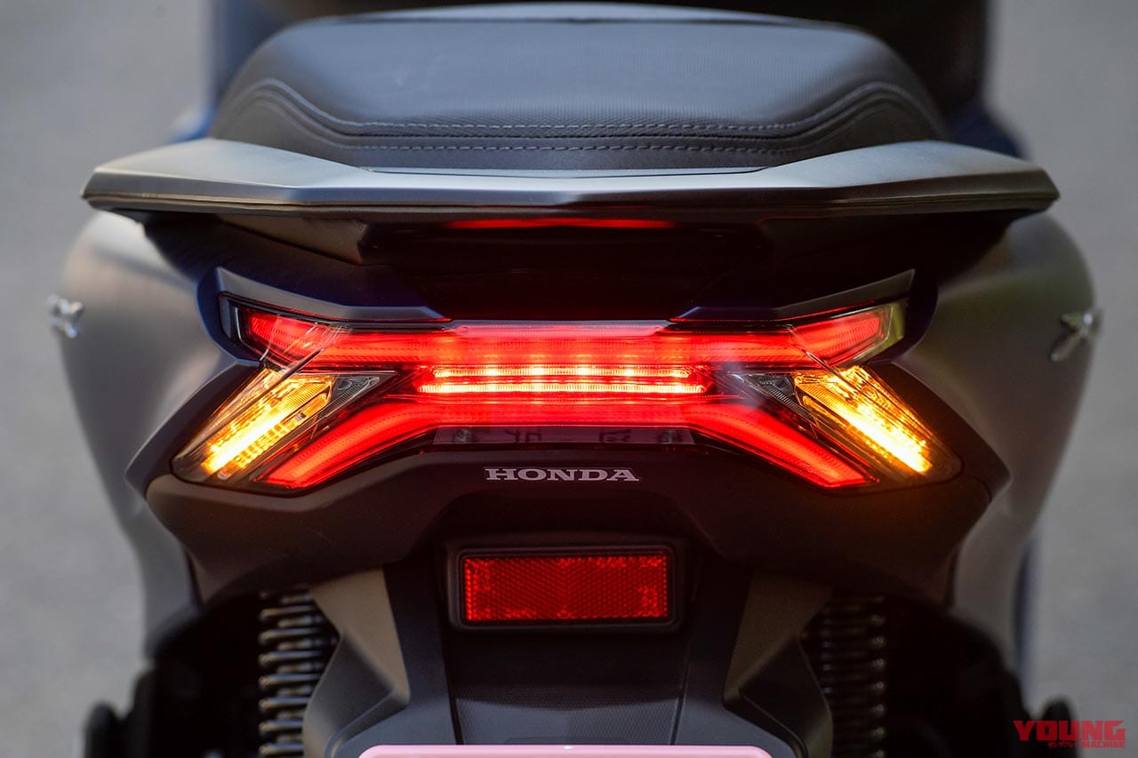 |ホンダ新型PCX 試乗インプレッション【実家のような安心感、規制適合後も健在だ】