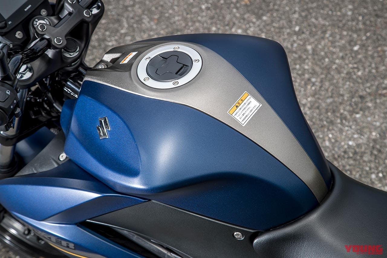 スズキ ジクサー250|燃料タンク|スズキ新型ジクサー250 試乗インプレッション【単気筒ゆえの軽さが際立つ】