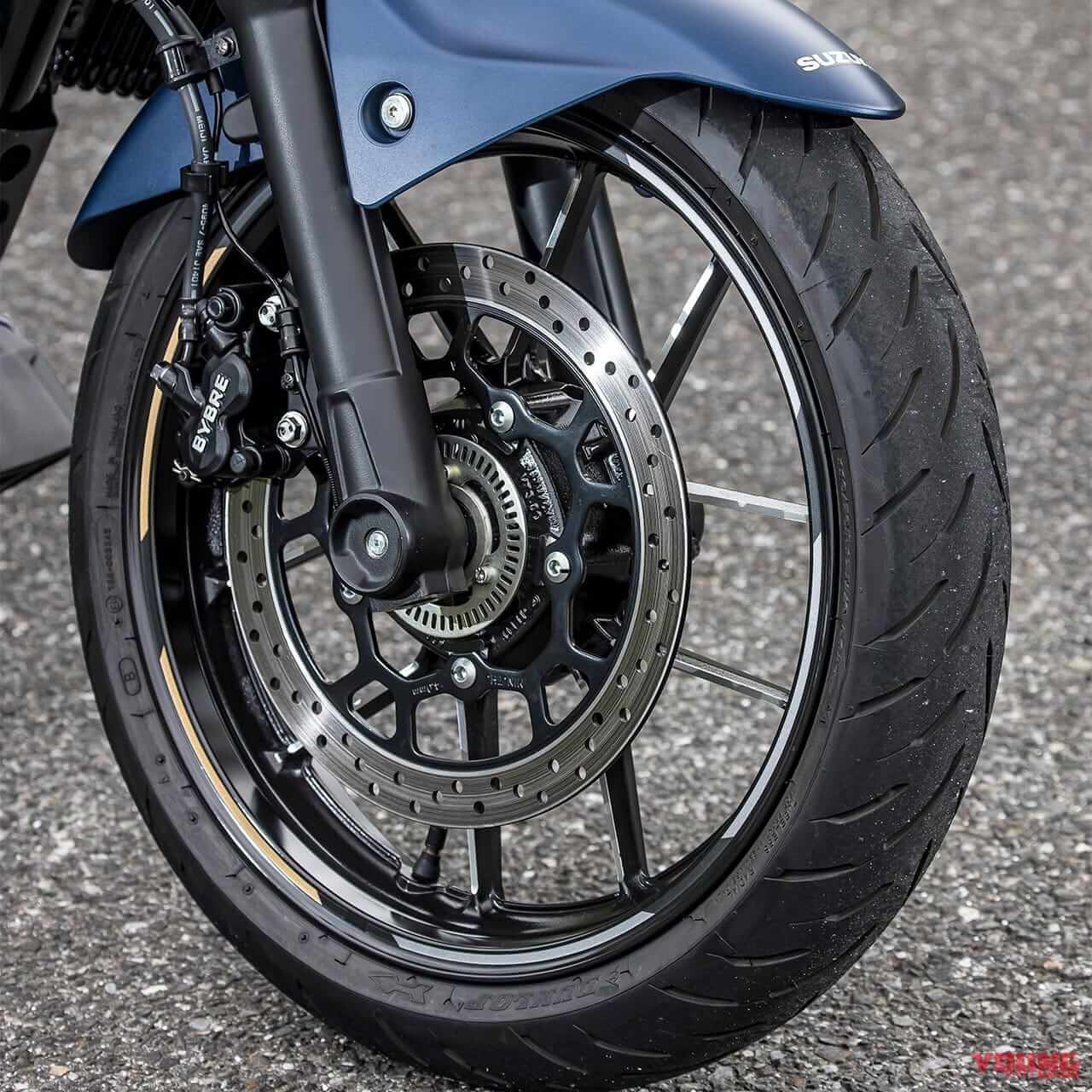 |スズキ新型ジクサー250 試乗インプレッション【単気筒ゆえの軽さが際立つ】