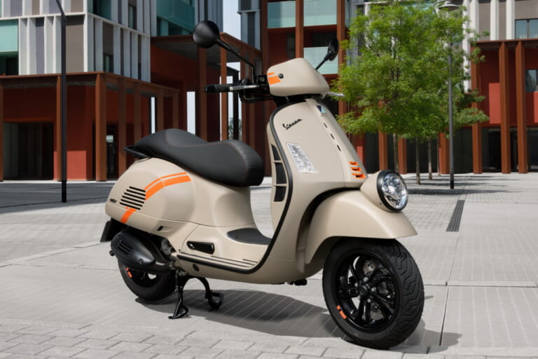 VESPA GTV|スポーティなベスパ「GTV」新型登場! ベスパ史上最強エンジンを搭載