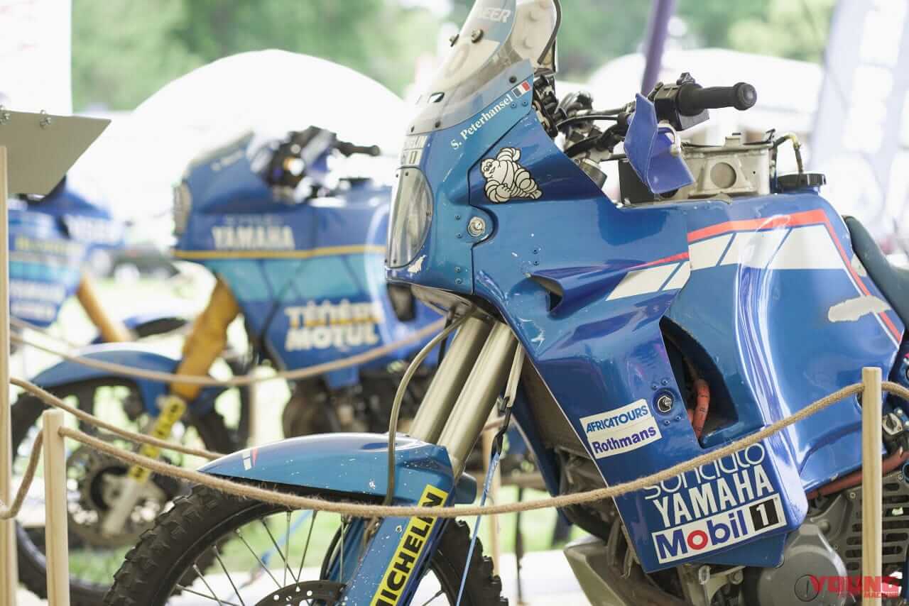|パリダカが熱かった時代からタイムスリップ! ヤマハ「テネレ」40周年記念展示ツアー、ペテランセル号もあるぞ!【欧州】